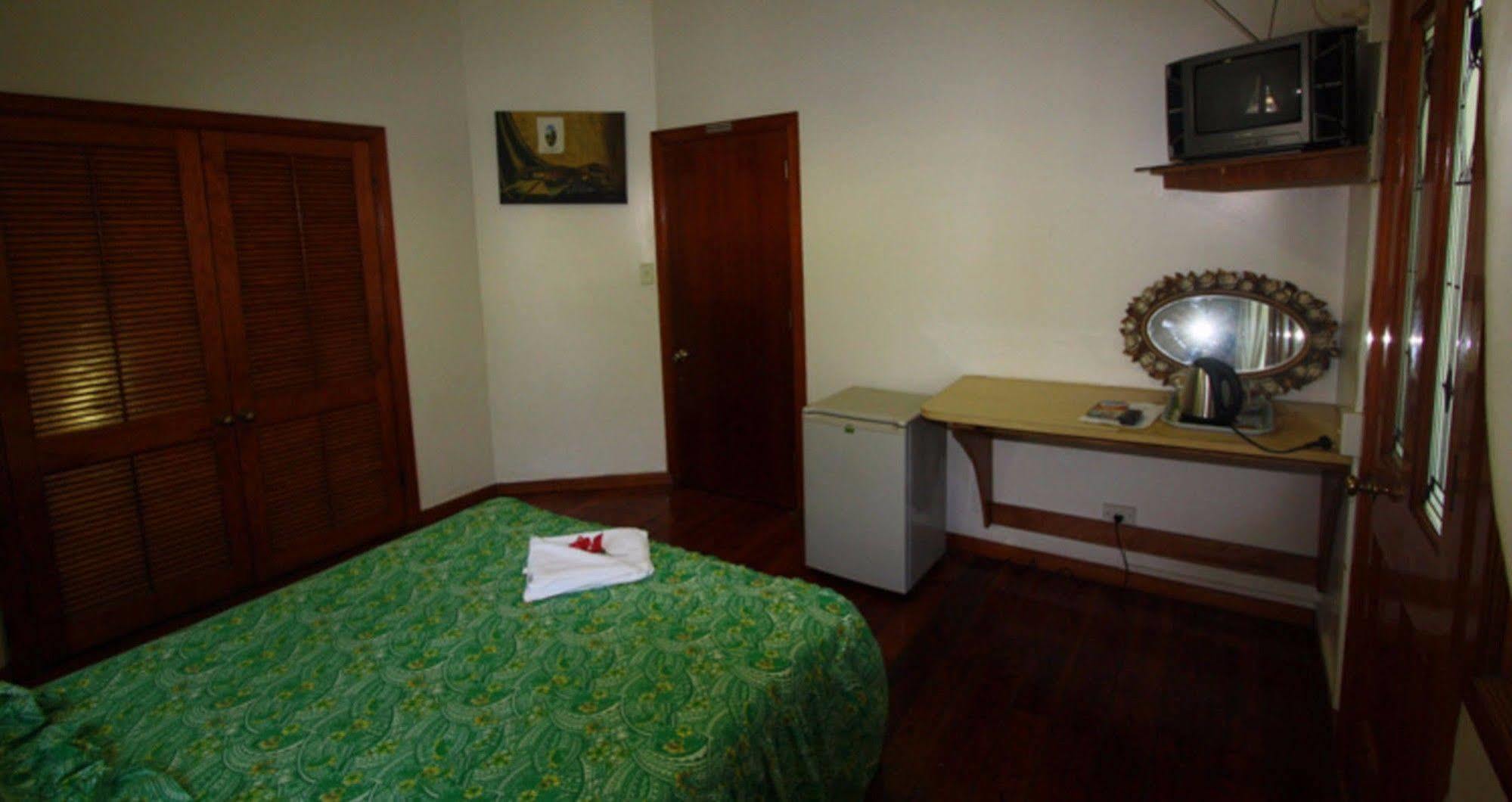 Lynn'S Getaway Hotel Apia Luaran gambar